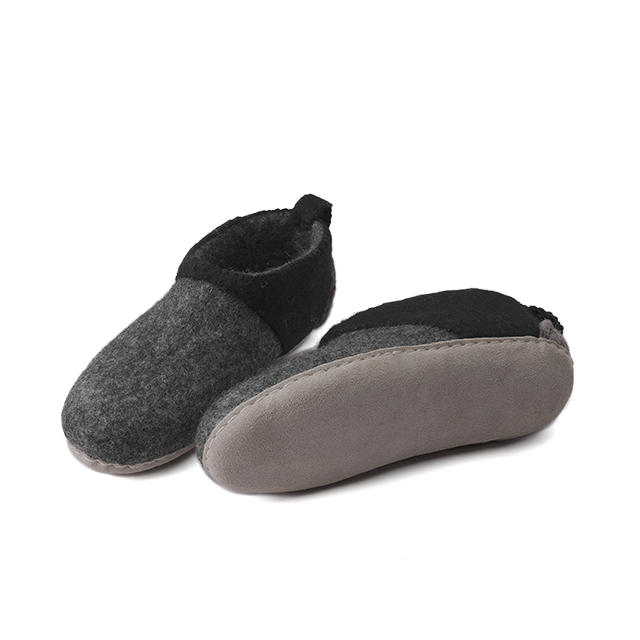Felt Slippers/Shoe