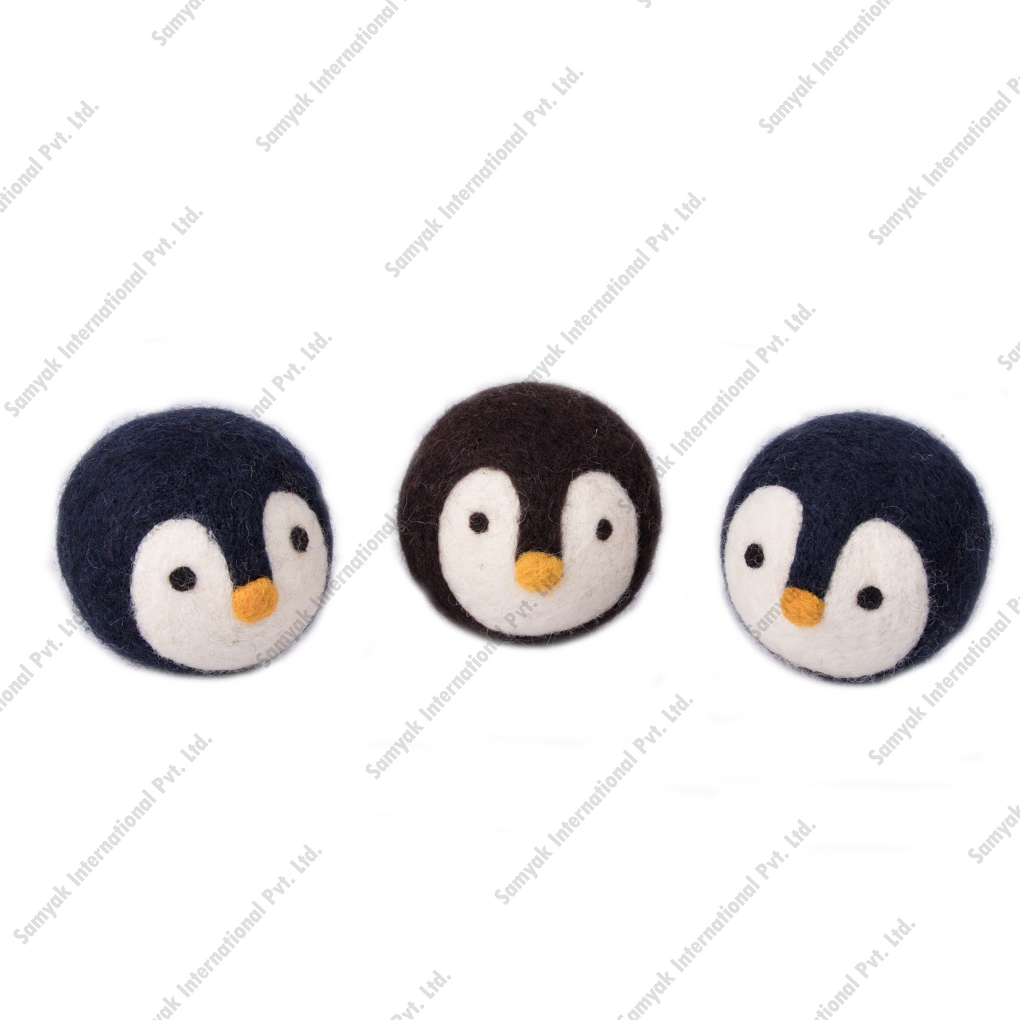 Penguin Pattern Dryer Balls 2