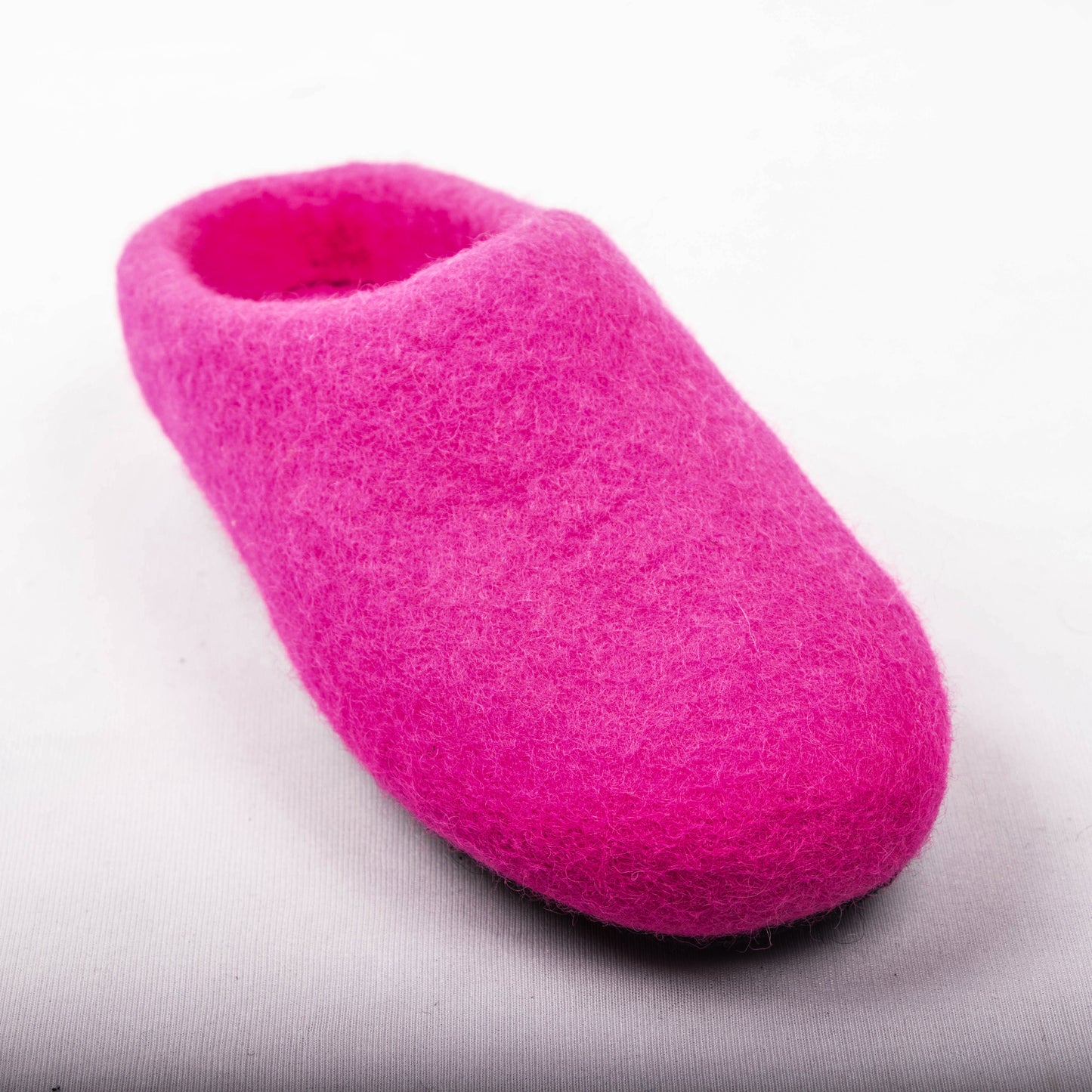 Pink Plain Felt Slippers