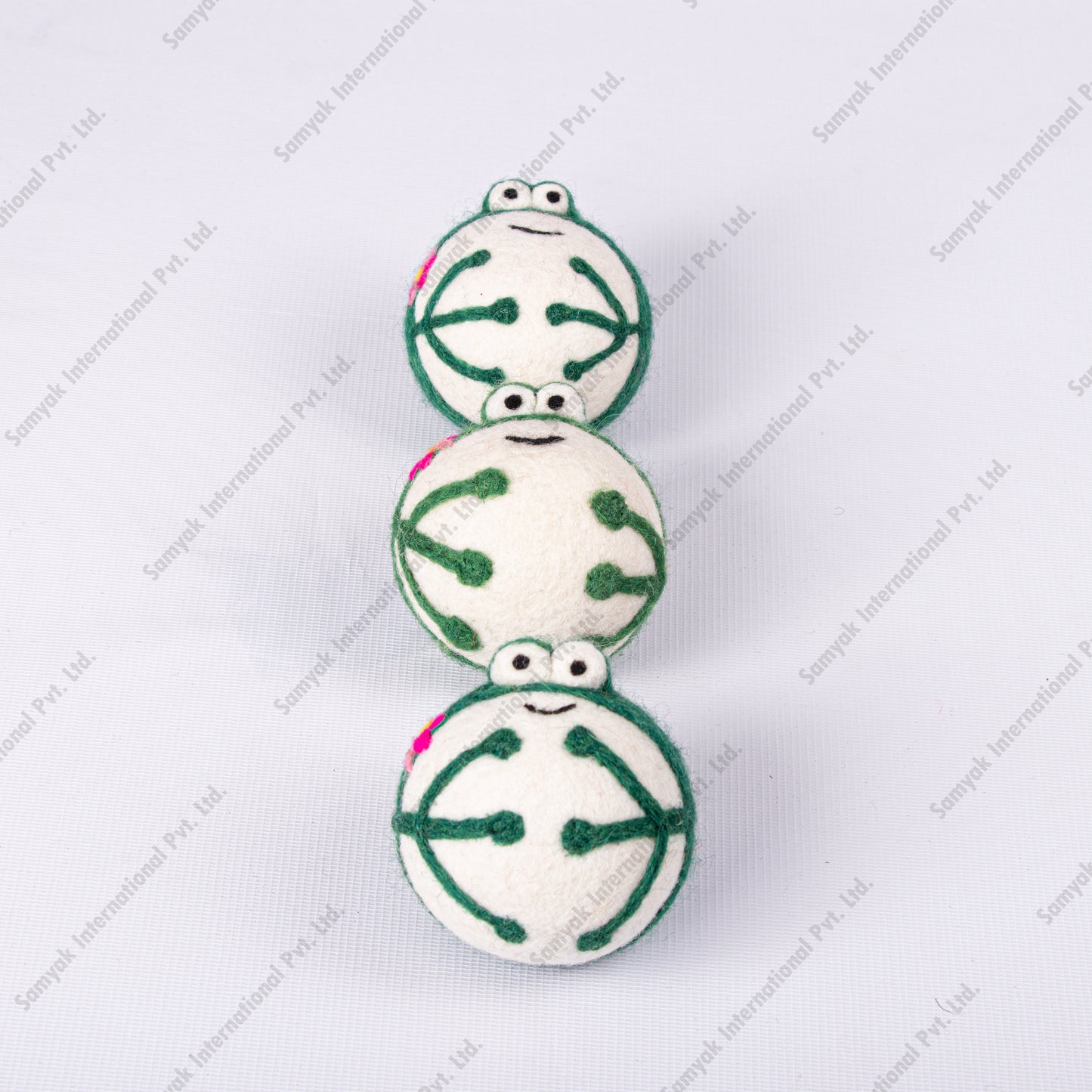 Frog Felt Dryer Ball