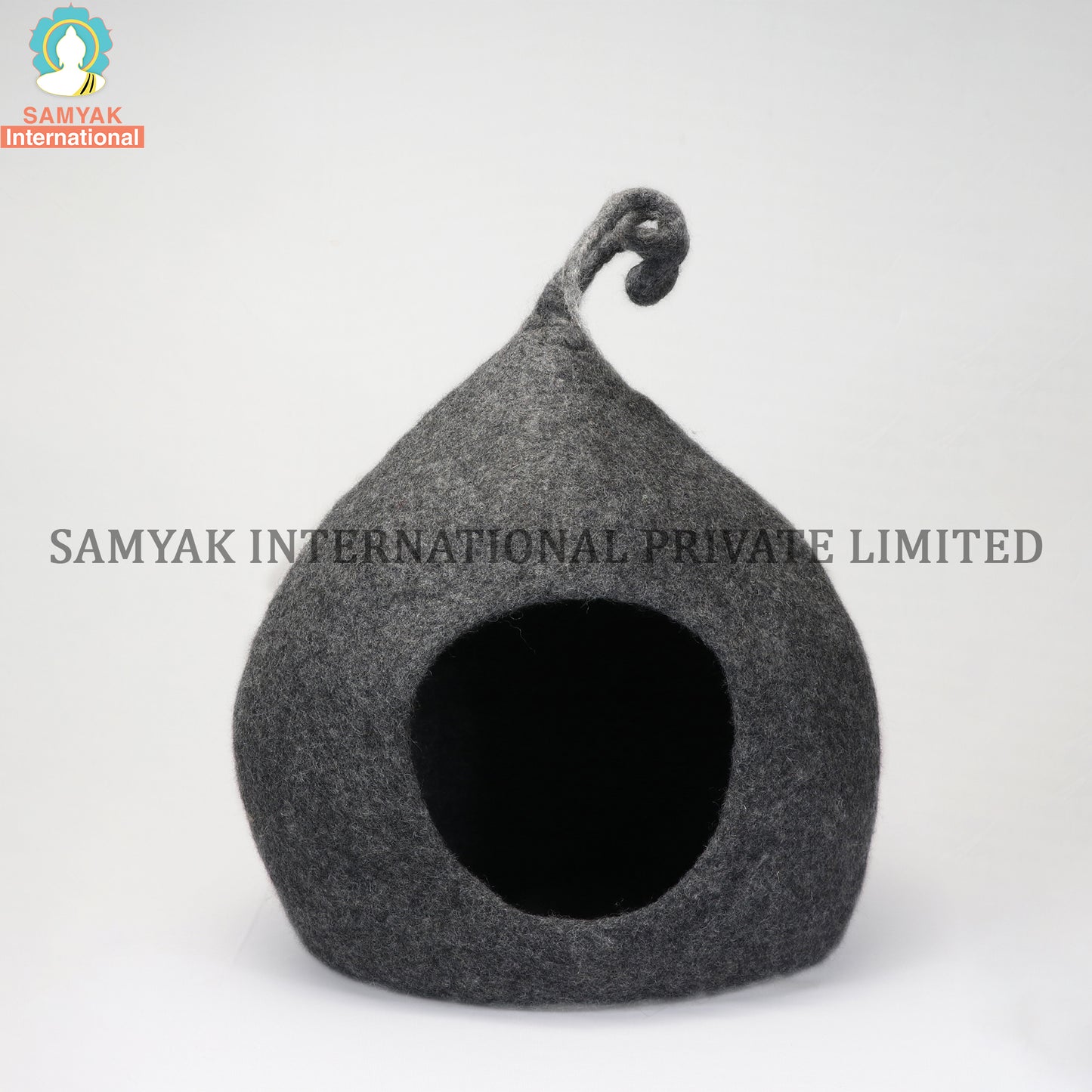 Tendril Design Felt Cat Cave
