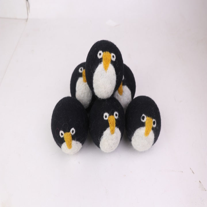 Penguin Pattern Dryer Balls