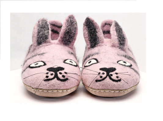 Cat Design Felt Slipper